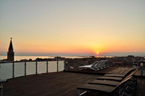 Hotel Regina, Grado